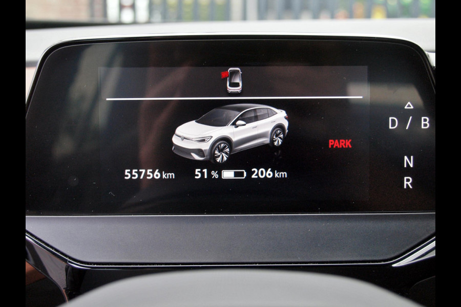Volkswagen ID.5 Pro 77 kWh | Trekhaak | Camera | Apple Carplay | Warmtepomp | Sfeerverlichting | NL-Auto |