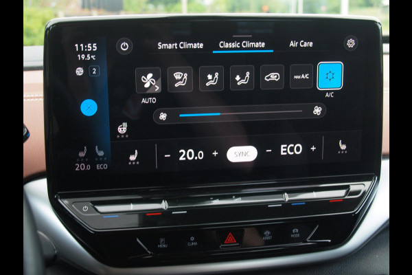 Volkswagen ID.5 Pro 77 kWh | Trekhaak | Camera | Apple Carplay | Warmtepomp | Sfeerverlichting | NL-Auto |