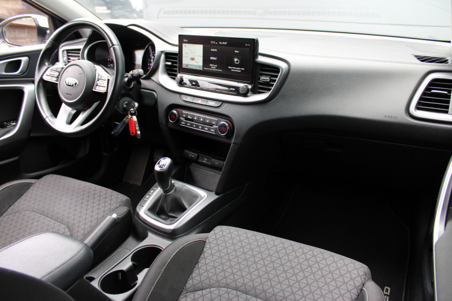 Kia Ceed Sportswagon 1.0 T-GDi DynamicLine | Trekhaak | Origin NL | Camera | Navigatie | Carplay
