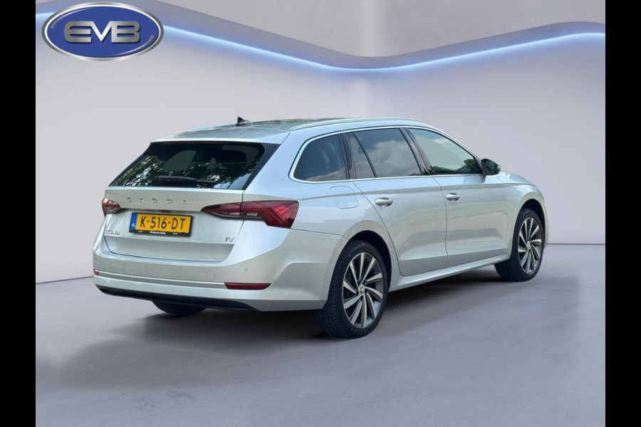 Škoda Octavia Combi 1.4 TSI AUTOMAAT iV 150 pk PHEV Business Edition Plus, vele opties, trekh,1e eigenaar, Originele NL auto nap