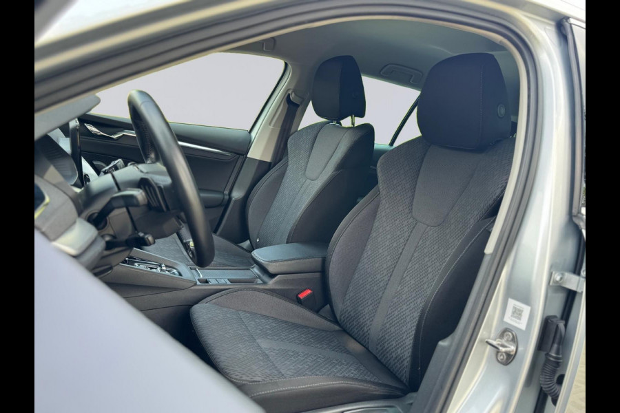 Škoda Octavia Combi 1.4 TSI AUTOMAAT iV 150 pk PHEV Business Edition Plus, vele opties, trekh,1e eigenaar, Originele NL auto nap