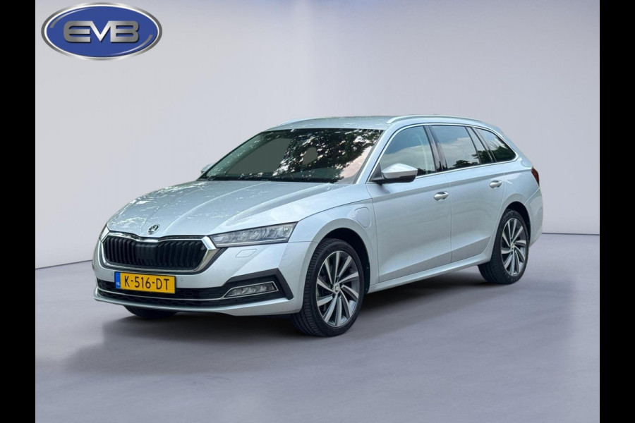 Škoda Octavia Combi 1.4 TSI AUTOMAAT iV 150 pk PHEV Business Edition Plus, vele opties, trekh,1e eigenaar, Originele NL auto nap