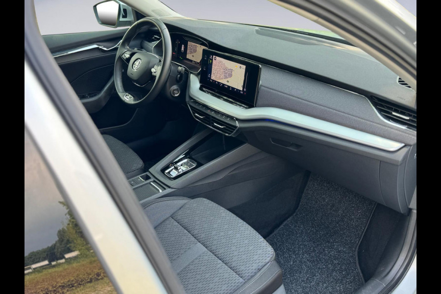 Škoda Octavia Combi 1.4 TSI AUTOMAAT iV 150 pk PHEV Business Edition Plus, vele opties, trekh,1e eigenaar, Originele NL auto nap