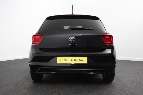 Volkswagen Polo 1.0 TSI 110pk DSG Highline 110 Pk | Navigatie | Apple Carplay / Android Auto | Adaptive Cruise Control | Parkeersensoren Voor + Achter | LED | Stoelverwarming | Privacy Glass |