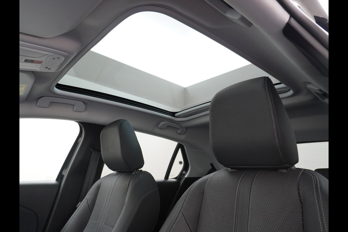 Opel CORSA-E Innovation 50kWh Pano-dak Leer 360°Camera Navi PDC-a+v Opel-Connect Apple Carplay Android Auto Stoelverwarming Ecc Stuurverwarmi Lmv Sensor dodehoek Visio park 1 Keyless Verkeersbord detectie Connected services Dealeronderhouden 1e Eigenaar Origineel Nederlandse Auto € 38.000 nieuw! Accugarantie tot 12-8-2028/160.000km Opel CORSA-E Innovation 50kWh Pano-dak Leer 360°Camera Navi PDC-a+v Opel-Connect Apple Carplay Android Auto Stoelverwarming Ecc Stuurverwarmi Lmv Sensor dodehoek Visio park 1 Keyless Verkeersbord detectie Connected services Dealeronderhouden 1e Eigenaar Origineel Nederlandse Auto € 38.000 nieuw! Accugarantie tot 12-8-2028/160.000km