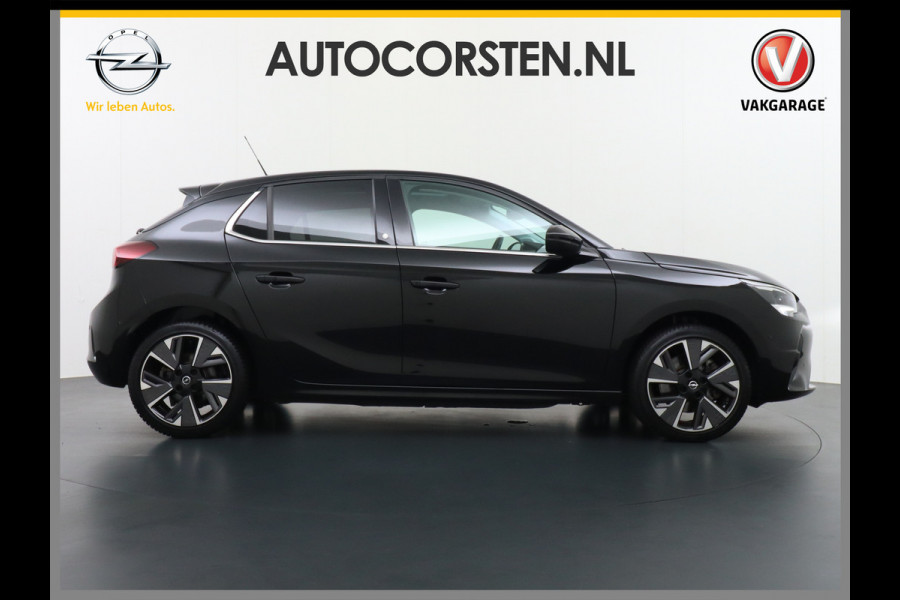 Opel CORSA-E Innovation 50kWh Pano-dak Leer 360°Camera Navi PDC-a+v Opel-Connect Apple Carplay Android Auto Stoelverwarming Ecc Stuurverwarmi Lmv Sensor dodehoek Visio park 1 Keyless Verkeersbord detectie Connected services Dealeronderhouden 1e Eigenaar Origineel Nederlandse Auto € 38.000 nieuw! Accugarantie tot 12-8-2028/160.000km