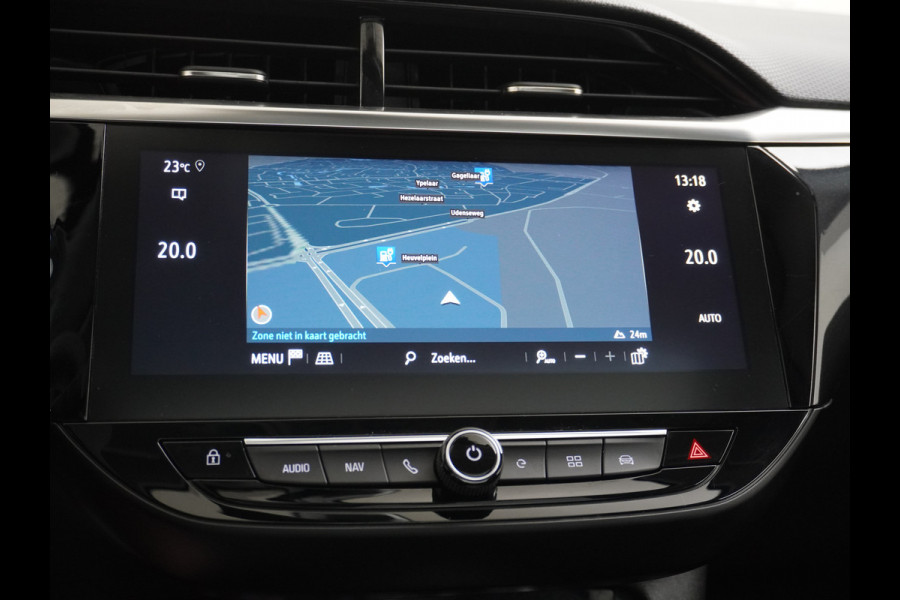 Opel CORSA-E Innovation 50kWh Pano-dak Leer 360°Camera Navi PDC-a+v Opel-Connect Apple Carplay Android Auto Stoelverwarming Ecc Stuurverwarmi Lmv Sensor dodehoek Visio park 1 Keyless Verkeersbord detectie Connected services Dealeronderhouden 1e Eigenaar Origineel Nederlandse Auto € 38.000 nieuw! Accugarantie tot 12-8-2028/160.000km
