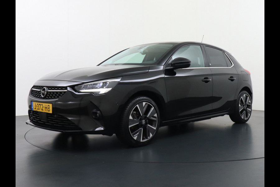 Opel CORSA-E Innovation 50kWh Pano-dak Leer 360°Camera Navi PDC-a+v Opel-Connect Apple Carplay Android Auto Stoelverwarming Ecc Stuurverwarmi Lmv Sensor dodehoek Visio park 1 Keyless Verkeersbord detectie Connected services Dealeronderhouden 1e Eigenaar Origineel Nederlandse Auto € 38.000 nieuw! Accugarantie tot 12-8-2028/160.000km