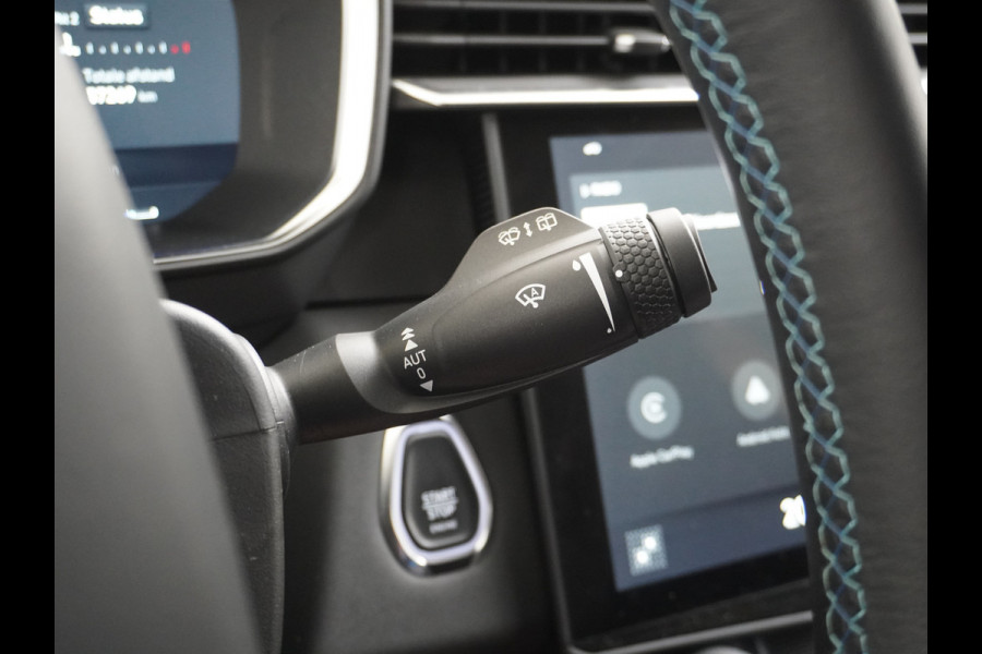 Lynk & Co 01 1.5 PHEV AUT-7 261pk Pano-Schuif-K-dak 20" 360°Camera Apple Carplay Android Auto Adaptive-Cruise Navi Pdc Ecc Keyless Led Plug-I Elek.Memory.Stoel File assistent Dodehoek detector Elektrisch bedienbare achterklep Rijstrooksensor Wifi Verkeersbord detectie 425Nm koppel 3,7kw laadvermogen A-label Euro 6 Hybride Benzine/Elektrisch rijden tot ca.69km 1.800kg trekvermogen