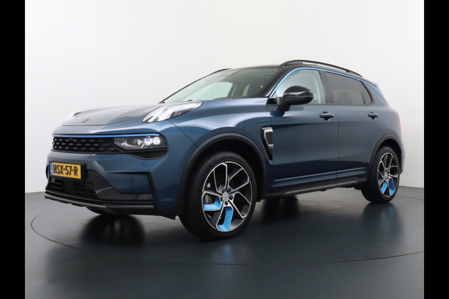 Lynk & Co 01 1.5 PHEV AUT-7 261pk Pano-Schuif-K-dak 20" 360°Camera Apple Carplay Android Auto Adaptive-Cruise Navi Pdc Ecc Keyless Led Plug-I Elek.Memory.Stoel File assistent Dodehoek detector Elektrisch bedienbare achterklep Rijstrooksensor Wifi Verkeersbord detectie 425Nm koppel 3,7kw laadvermogen A-label Euro 6 Hybride Benzine/Elektrisch rijden tot ca.69km 1.800kg trekvermogen