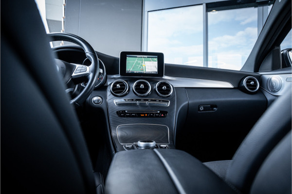 Mercedes-Benz C-Klasse Estate C180 Sport Edition Premium Plus - AMG Line | Burmester | Trekhaak | Camera | Stoelverwarming