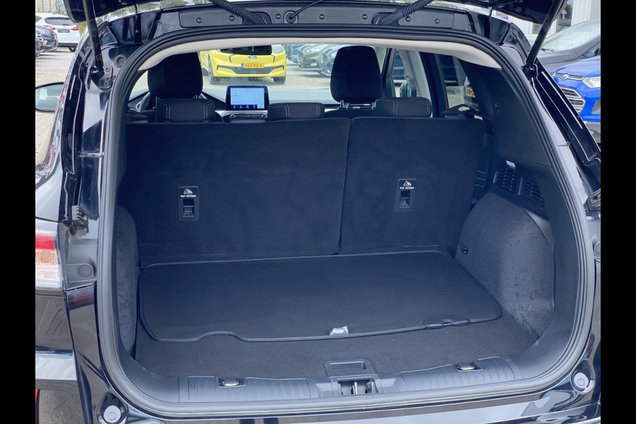 Ford Kuga 2.5 PHEV Titanium | zuid | 225pk | Driver Assistance Pack | Winterpack | 1.500kg Trekgewicht |