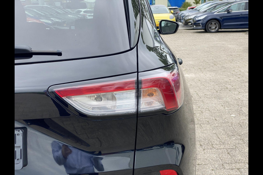Ford Kuga 2.5 PHEV Titanium | zuid | 225pk | Driver Assistance Pack | Winterpack | 1.500kg Trekgewicht |