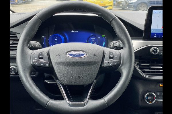 Ford Kuga 2.5 PHEV Titanium | zuid | 225pk | Driver Assistance Pack | Winterpack | 1.500kg Trekgewicht |