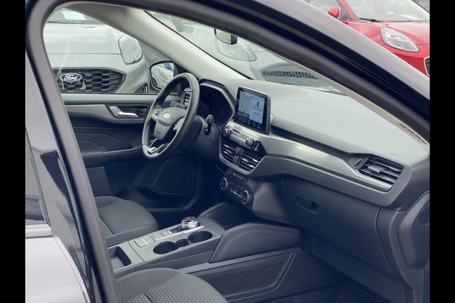Ford Kuga 2.5 PHEV Titanium | zuid | 225pk | Driver Assistance Pack | Winterpack | 1.500kg Trekgewicht |