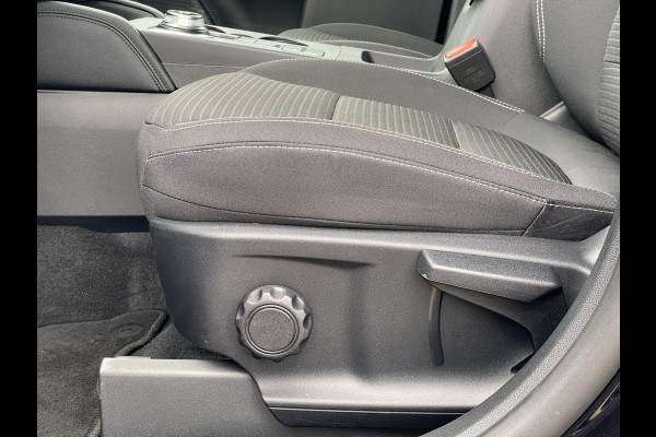 Ford Kuga 2.5 PHEV Titanium | zuid | 225pk | Driver Assistance Pack | Winterpack | 1.500kg Trekgewicht |