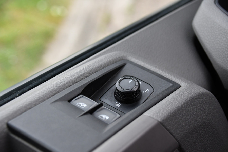 Volkswagen Crafter 35 2.0 TDI L4 Oprijwagen 177PK, Luchtvering, Automaat, Cruise, Direct Leverbaar, Multimedia, Carplay, Lier,  Autotransport