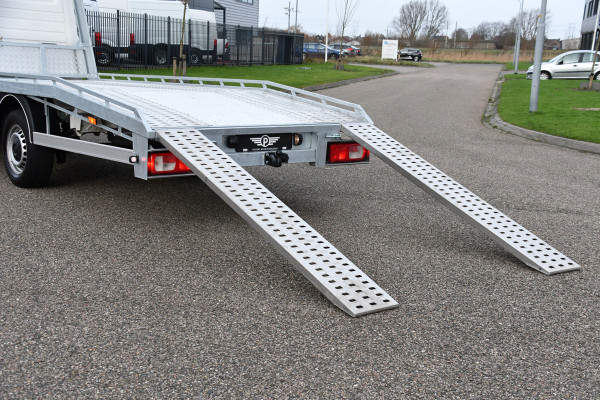 Volkswagen Crafter 35 2.0 TDI L4 Oprijwagen 177PK, Luchtvering, Automaat, Cruise, Direct Leverbaar, Multimedia, Carplay, Lier,  Autotransport