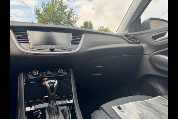 Opel Grandland X 1.6 Turbo Ultimate 133 kw / 181 Pk / AFN. TREKHAAK / ELEKTR. KLEP / LEDER / PANO / STOELVENTILATIE / 4-SEIZ BAND
