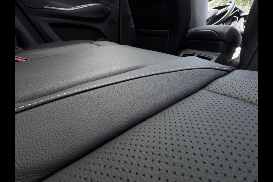 Opel Grandland X 1.6 Turbo Ultimate 133 kw / 181 Pk / AFN. TREKHAAK / ELEKTR. KLEP / LEDER / PANO / STOELVENTILATIE / 4-SEIZ BAND