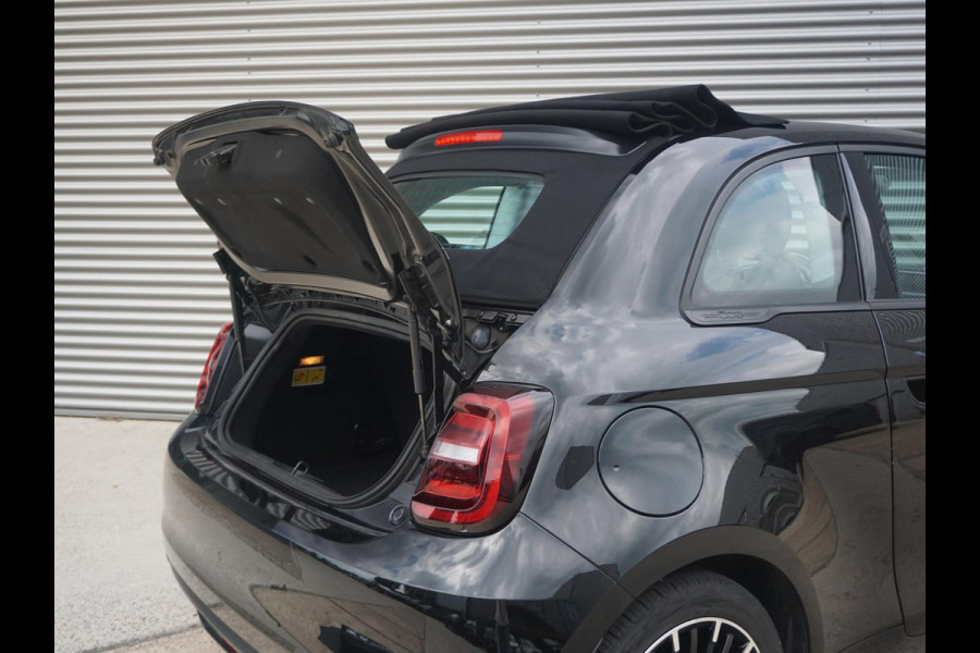 Fiat 500E CABRIO Icon 42 kWh