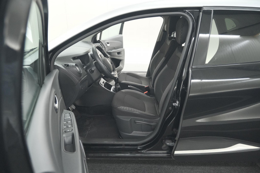 Renault Captur TCe 90 Intens | Camera | Dodehoekdetectie | Navigatie | Parkeersensoren