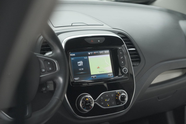 Renault Captur TCe 90 Intens | Camera | Dodehoekdetectie | Navigatie | Parkeersensoren