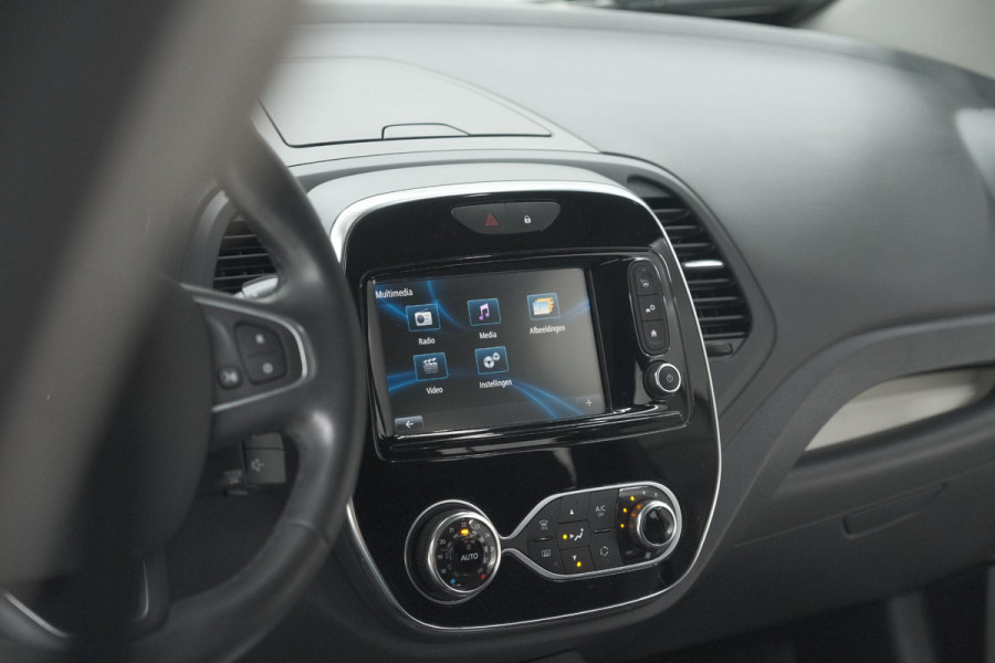 Renault Captur TCe 90 Intens | Camera | Dodehoekdetectie | Navigatie | Parkeersensoren