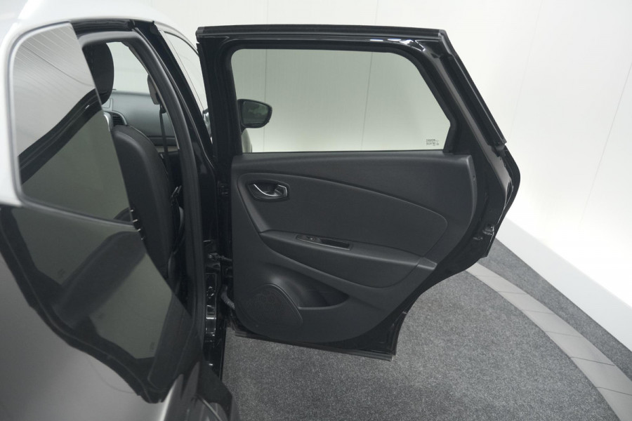 Renault Captur TCe 90 Intens | Camera | Dodehoekdetectie | Navigatie | Parkeersensoren