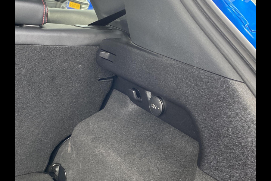Ford Puma 1.0 EcoBoost Hybrid ST-Line X 155pk Automaat | Panoramadak | Afneembare trekhaak | Winter Pack | Adaptive cruise control | 360 graden camera | Bang&Olufsen | Elektrsiche achterklep | Matrix LED