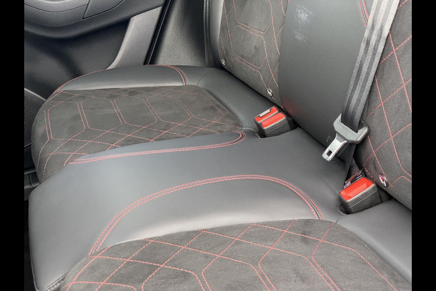 Ford Puma 1.0 EcoBoost Hybrid ST-Line X 155pk Automaat | Panoramadak | Afneembare trekhaak | Winter Pack | Adaptive cruise control | 360 graden camera | Bang&Olufsen | Elektrsiche achterklep | Matrix LED