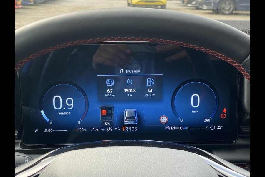 Ford Puma 1.0 EcoBoost Hybrid ST-Line X 155pk Automaat | Panoramadak | Afneembare trekhaak | Winter Pack | Adaptive cruise control | 360 graden camera | Bang&Olufsen | Elektrsiche achterklep | Matrix LED
