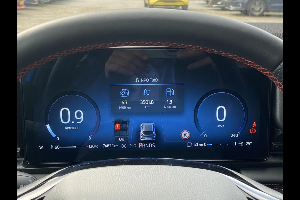Ford Puma 1.0 EcoBoost Hybrid ST-Line X 155pk Automaat | Panoramadak | Afneembare trekhaak | Winter Pack | Adaptive cruise control | 360 graden camera | Bang&Olufsen | Elektrsiche achterklep | Matrix LED