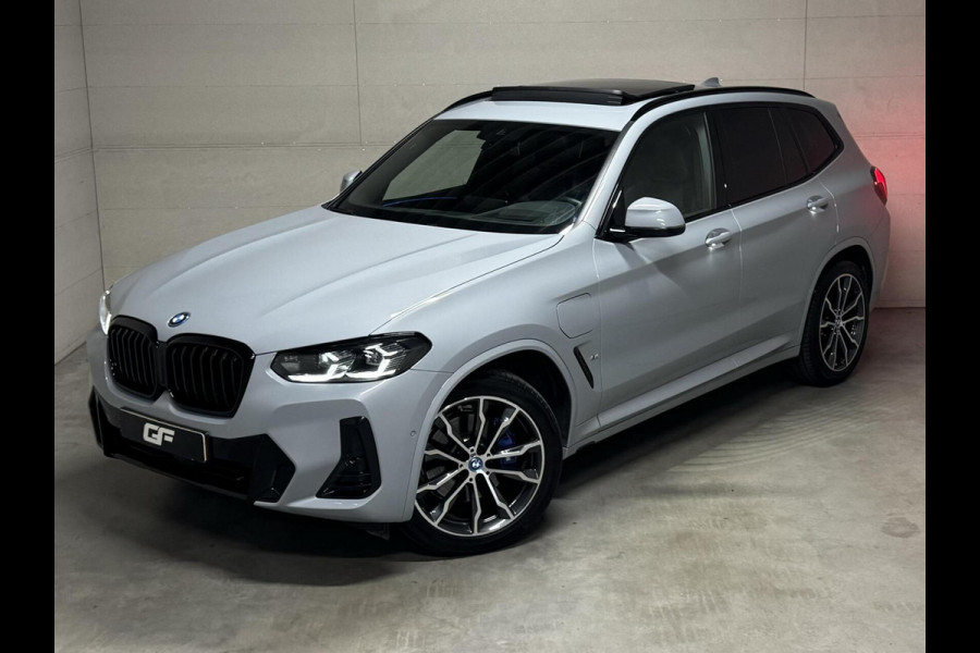 BMW X3 xDrive30e M-Sport Pano H/K Leer Sfeer Camera CarPlay