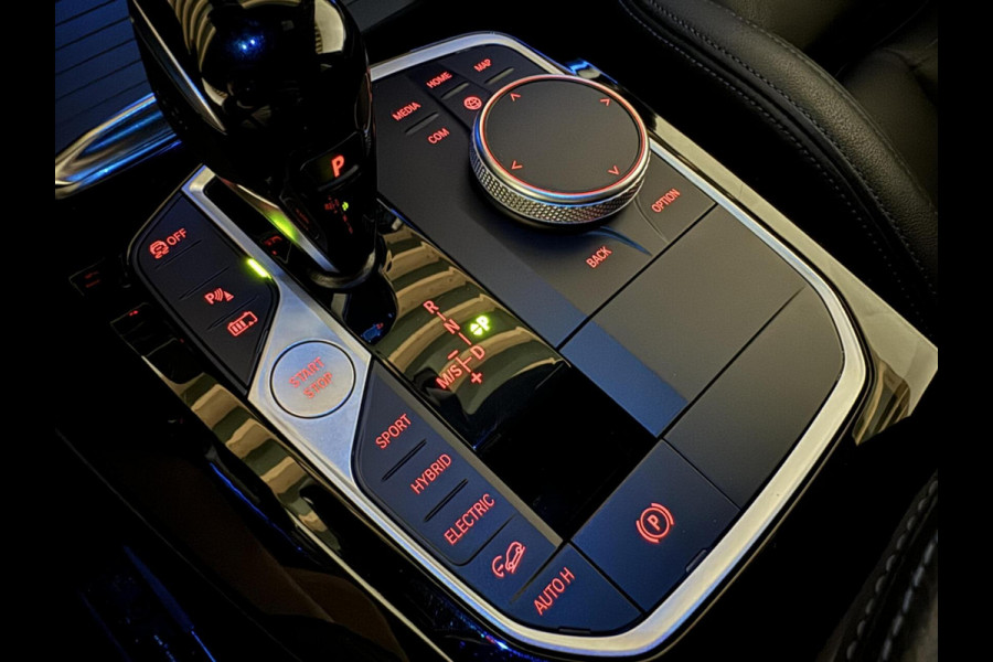 BMW X3 xDrive30e M-Sport Pano H/K Leer Sfeer Camera CarPlay