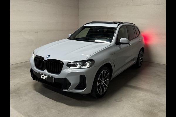 BMW X3 xDrive30e M-Sport Pano H/K Leer Sfeer Camera CarPlay