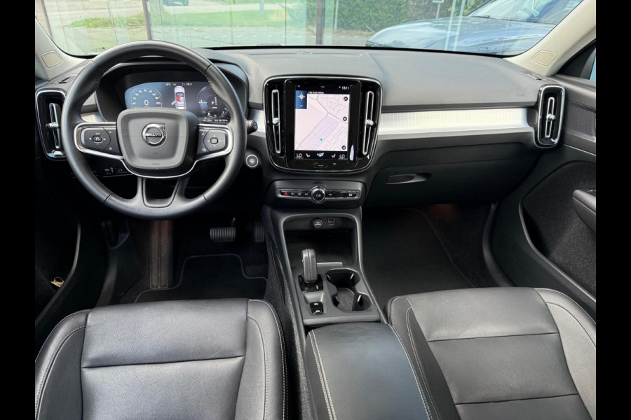 Volvo XC40 1.5 T4 Recharge Inscription Expression - Automaat - Navi - Leder - Parkeerhulp