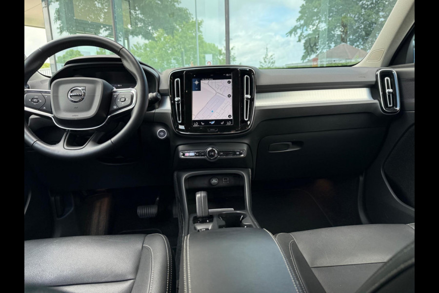 Volvo XC40 1.5 T4 Recharge Inscription Expression - Automaat - Navi - Leder - Parkeerhulp