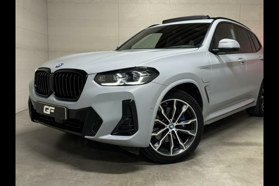 BMW X3 xDrive30e M-Sport Pano H/K Leer Sfeer Camera CarPlay