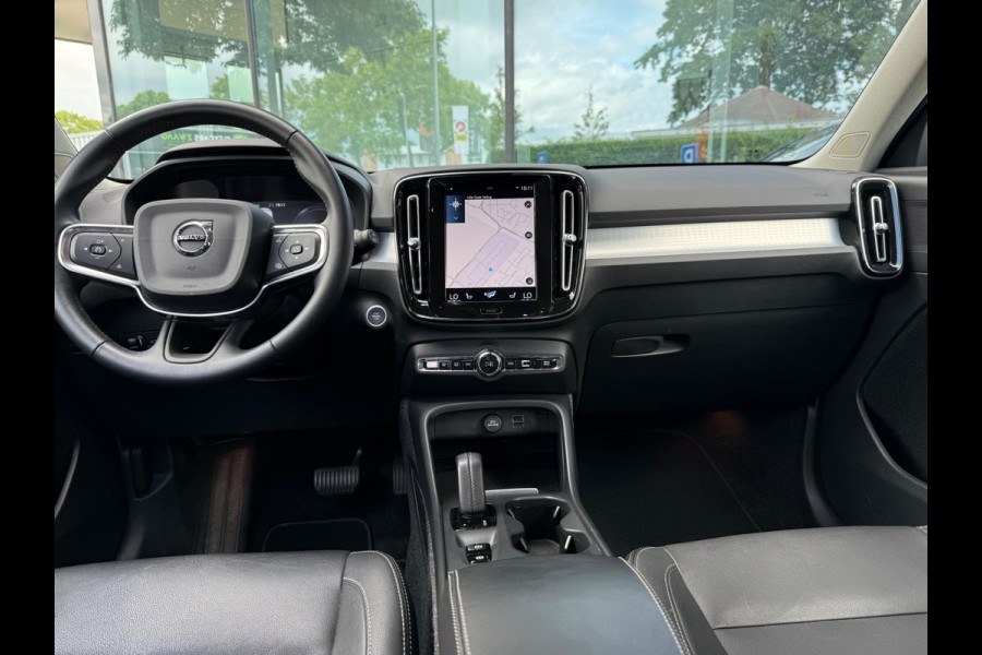 Volvo XC40 1.5 T4 Recharge Inscription Expression - Automaat - Navi - Leder - Parkeerhulp