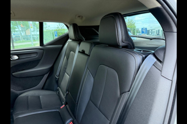 Volvo XC40 1.5 T4 Recharge Inscription Expression - Automaat - Navi - Leder - Parkeerhulp