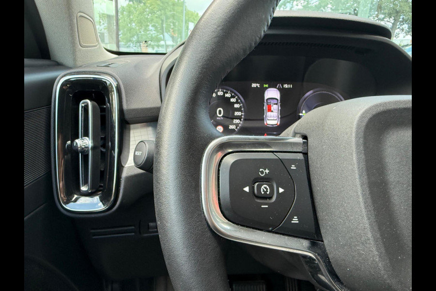Volvo XC40 1.5 T4 Recharge Inscription Expression - Automaat - Navi - Leder - Parkeerhulp