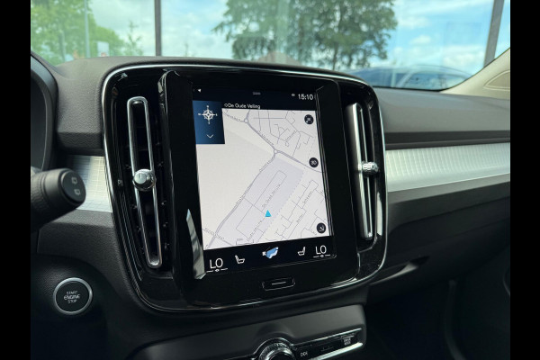 Volvo XC40 1.5 T4 Recharge Inscription Expression - Automaat - Navi - Leder - Parkeerhulp
