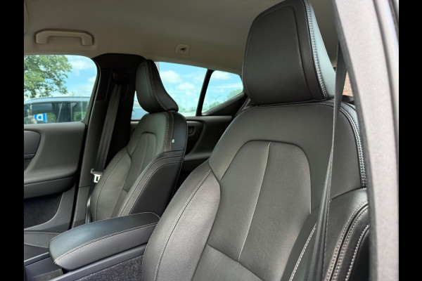 Volvo XC40 1.5 T4 Recharge Inscription Expression - Automaat - Navi - Leder - Parkeerhulp