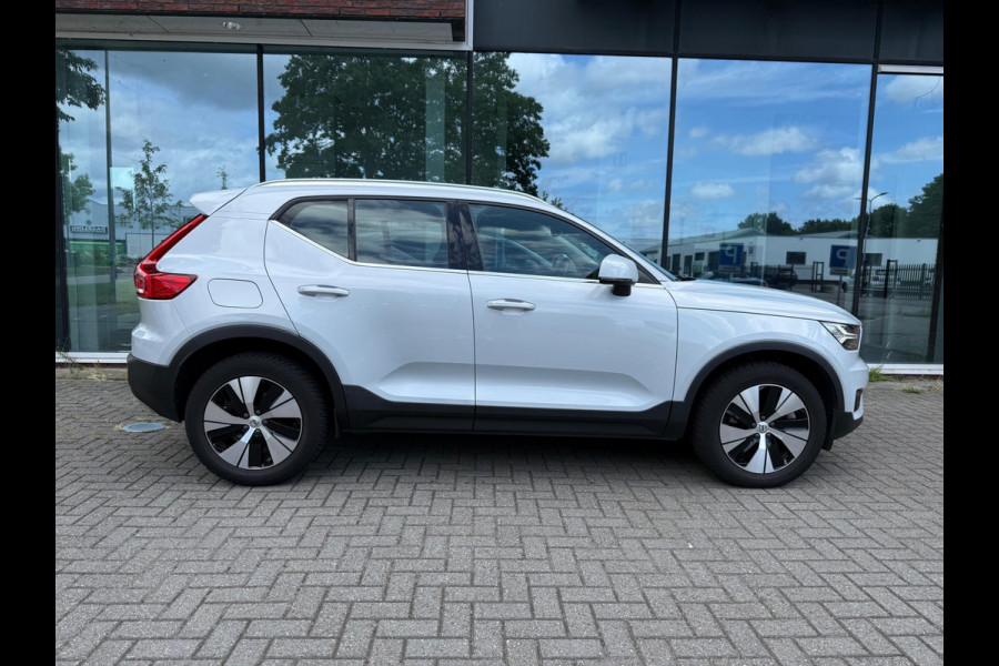 Volvo XC40 1.5 T4 Recharge Inscription Expression - Automaat - Navi - Leder - Parkeerhulp