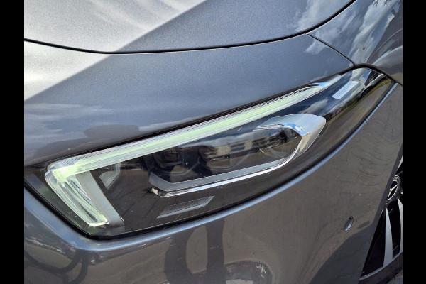Mercedes-Benz A-Klasse A 250e 218pk Business Solution Luxury Limited | Pano-dak, Memory, Burmester, Sfeerverlichting, PDC