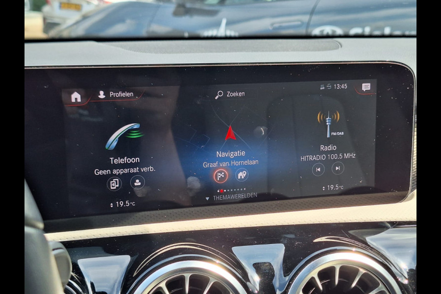 Mercedes-Benz A-Klasse A 250e 218pk Business Solution Luxury Limited | Pano-dak, Memory, Burmester, Sfeerverlichting, PDC