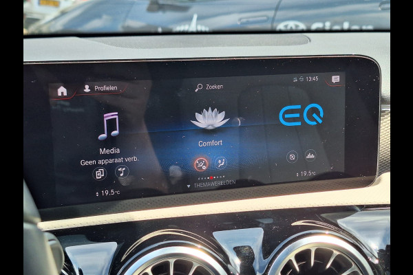 Mercedes-Benz A-Klasse A 250e 218pk Business Solution Luxury Limited | Pano-dak, Memory, Burmester, Sfeerverlichting, PDC