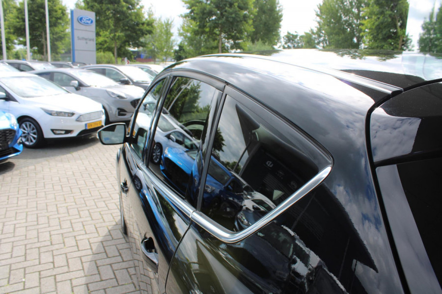 Ford C-MAX 1.0 EcoBoost 125 PK Titanium | Trekhaak | Winterpack | All Season banden | Camera | PDC V+A | Privacy Glass | Navigatie | 17 INCH Lichtmetalen Velgen | Xenon | Dealeronderhouden