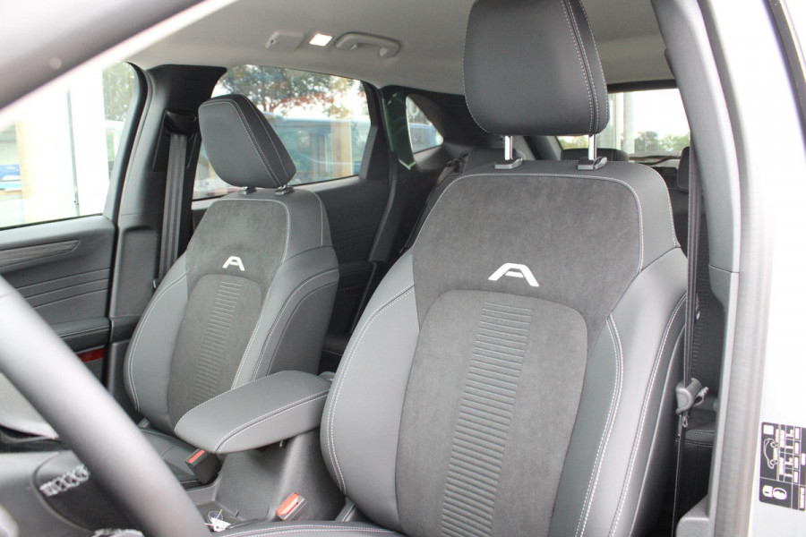 Ford Kuga 2.5 PHEV Active X 243pk | Driver Assistance Pack | Winterpack | Wegklapbare Trekhaak | 19 inch Licht metalen velgen